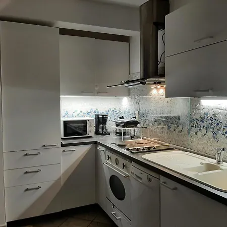 Cosy, Sea View 포라트