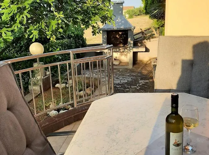 Cosy, Sea View Apartamento Porat (Krk)